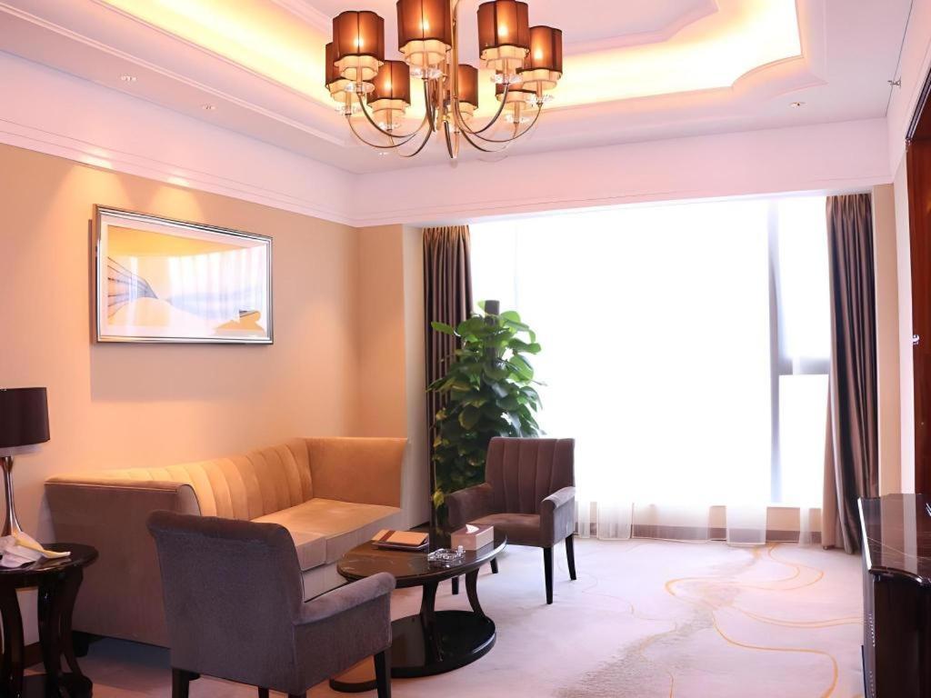 Hotel Wyndham Grand Plaza Royale Xianglin Shaoyang Exteriér fotografie