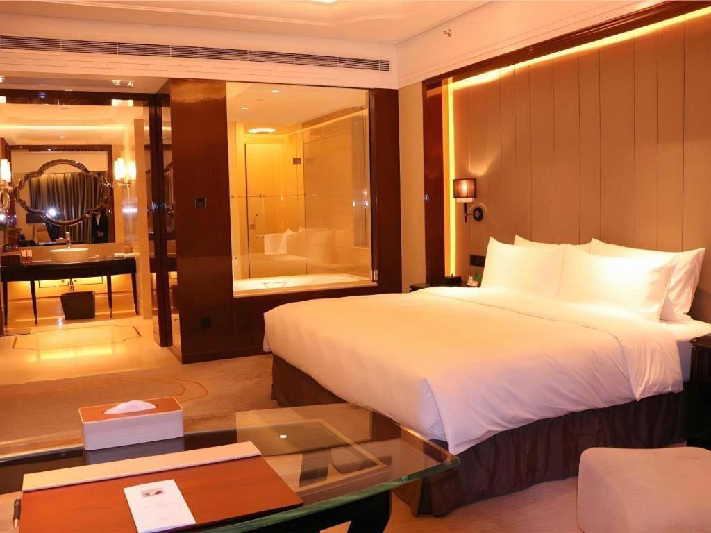 Hotel Wyndham Grand Plaza Royale Xianglin Shaoyang Exteriér fotografie